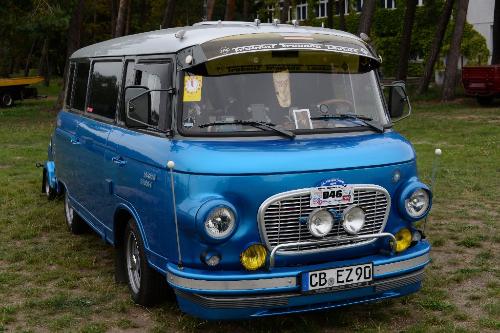 ../Images/VW Bus Festival Berlin 2019 078.jpg